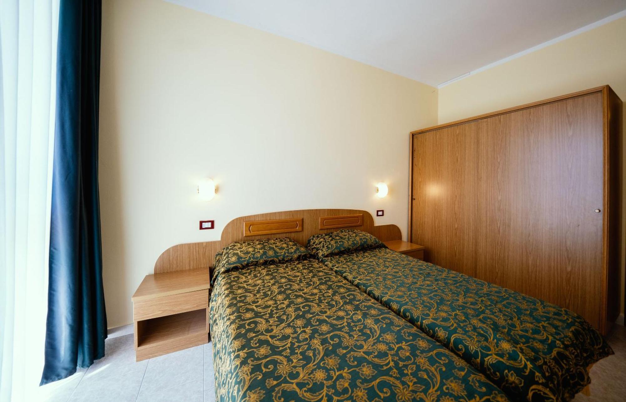 Hotel Residence Campi Tremosine Bilik gambar